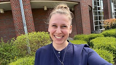 Porträtfoto der Pflegeberaterin Sandra Rousos.